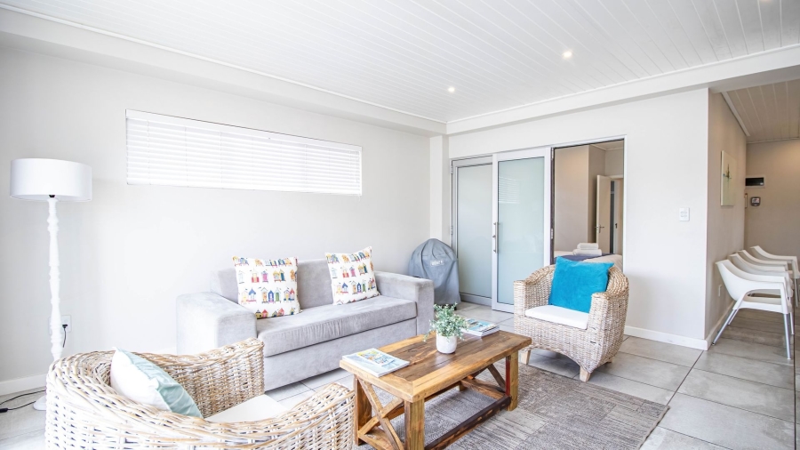 2 Bedroom Property for Sale in Elands Bay Western Cape